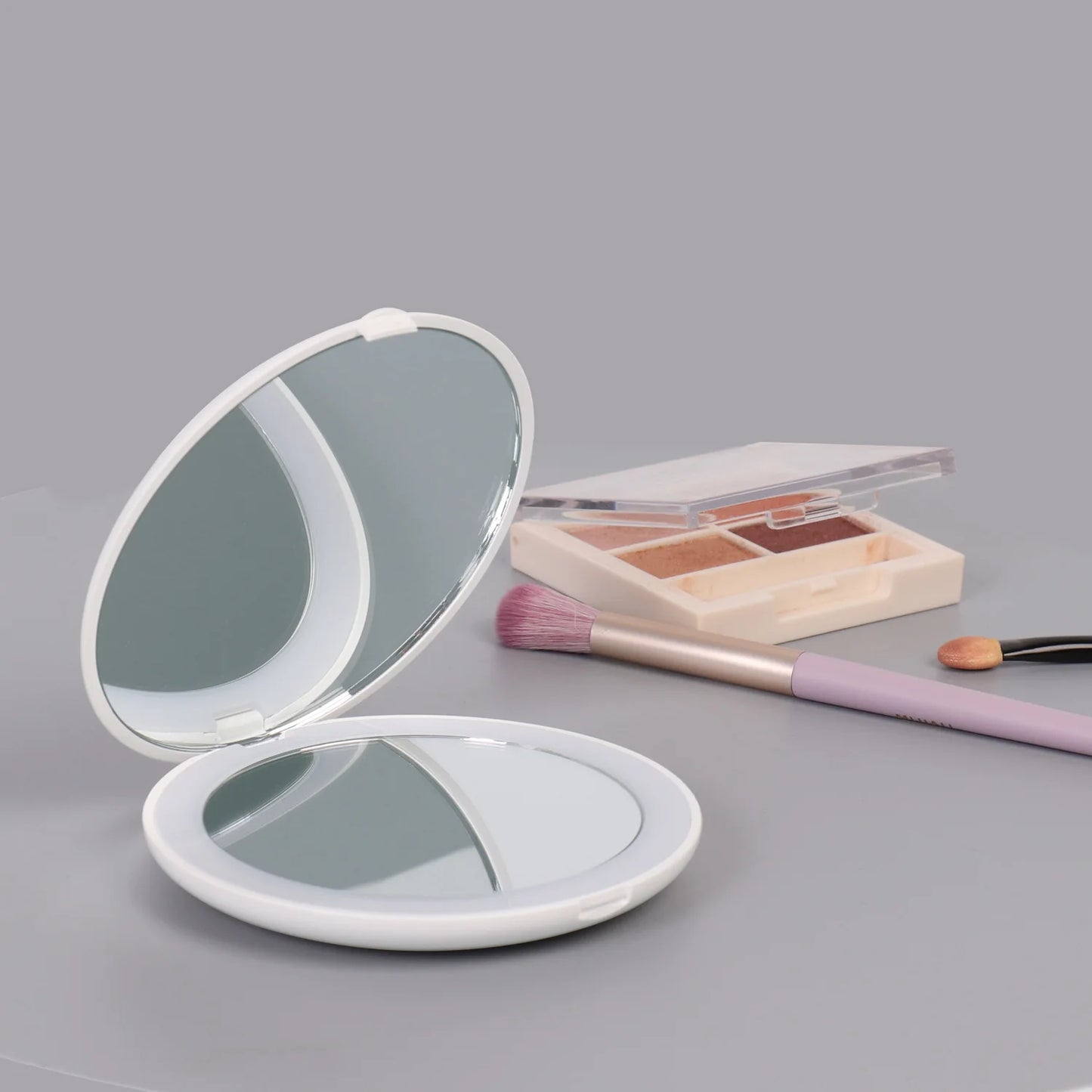 Mini LED Lighted Makeup Mirror – Magnifying Pocket Mirror - Zenith Cart